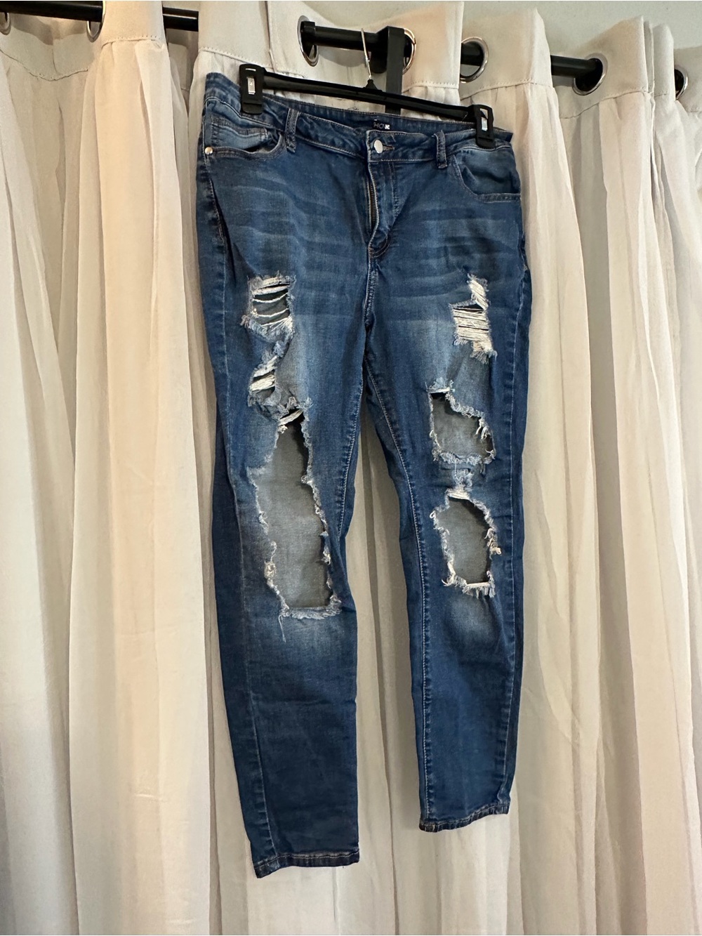Fashion Nova Distressed Dark Blue Ripped Skinny Jeans